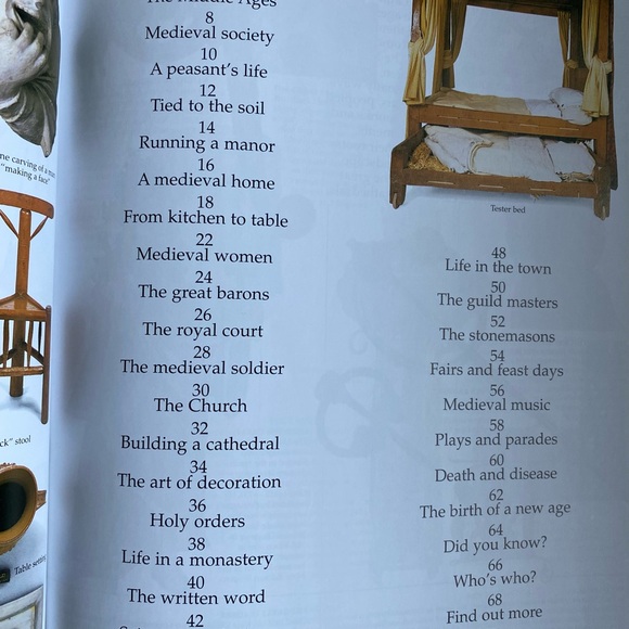 Medieval Life Eye Witness Book - Picture 3 of 5